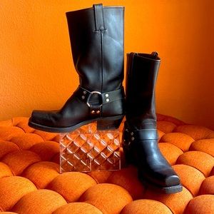 FRYE Harness Black Cavalry Moto Square Toe Riding Cowboy Boot size 8 Miley Cyrus